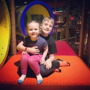 Meet your Posher, Corrie